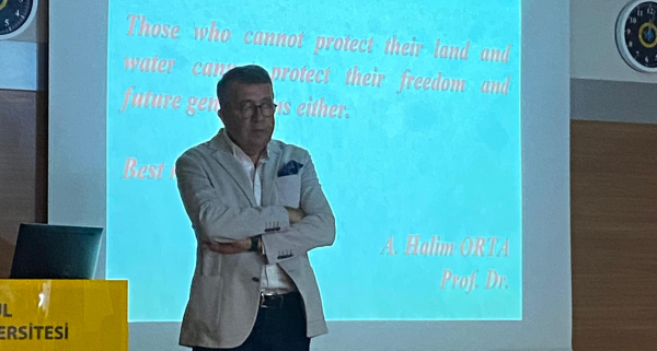 III. Uluslararası Yenilebilir ve Yağlı Tohumlar Kongresi'ne (III. International Congress on Edible & Oil Seeds) Katıldık